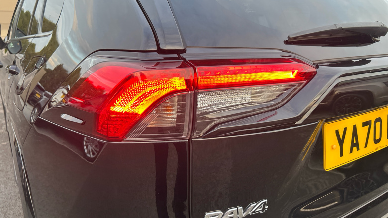 Toyota RAV4 2.5 VVT-i Hybrid Black Edition 5dr CVT Hybrid Estate